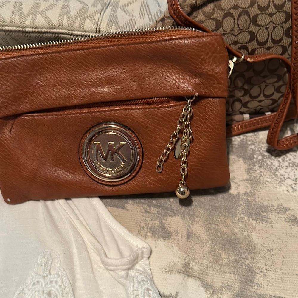 2 micheal Kors bags